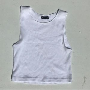 White ribbed cropped tank top